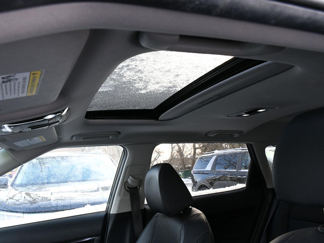 2022 Kia Seltos EX Certified   Moonroof   Backup Camera   Heated F Photo