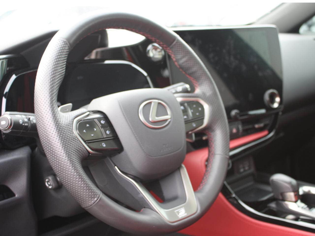 2023 Lexus NX NX 350 F-Sport AWD / Leather / Nav / Premium Audio Photo