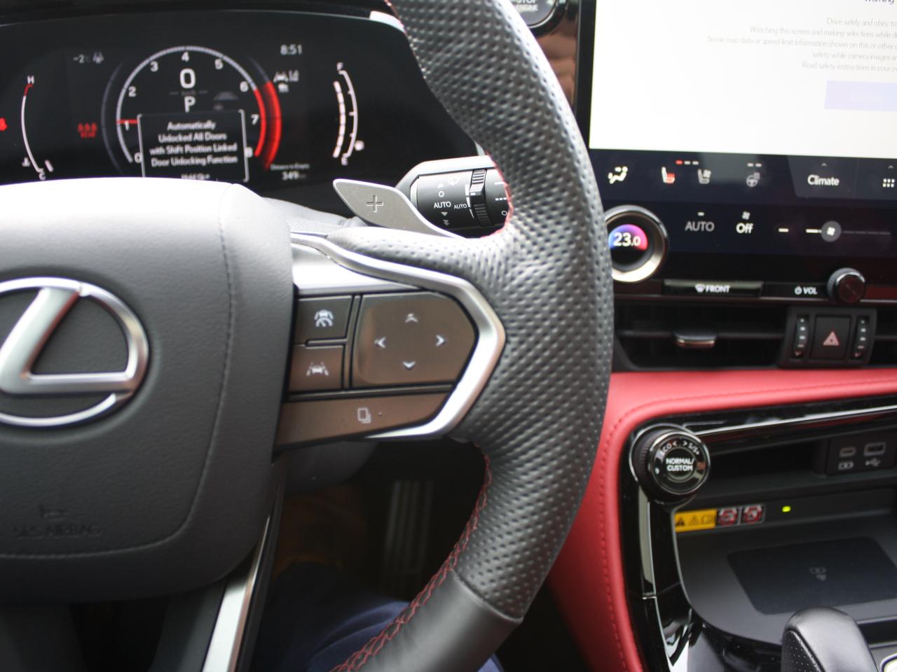 2023 Lexus NX NX 350 F-Sport AWD / Leather / Nav / Premium Audio Photo