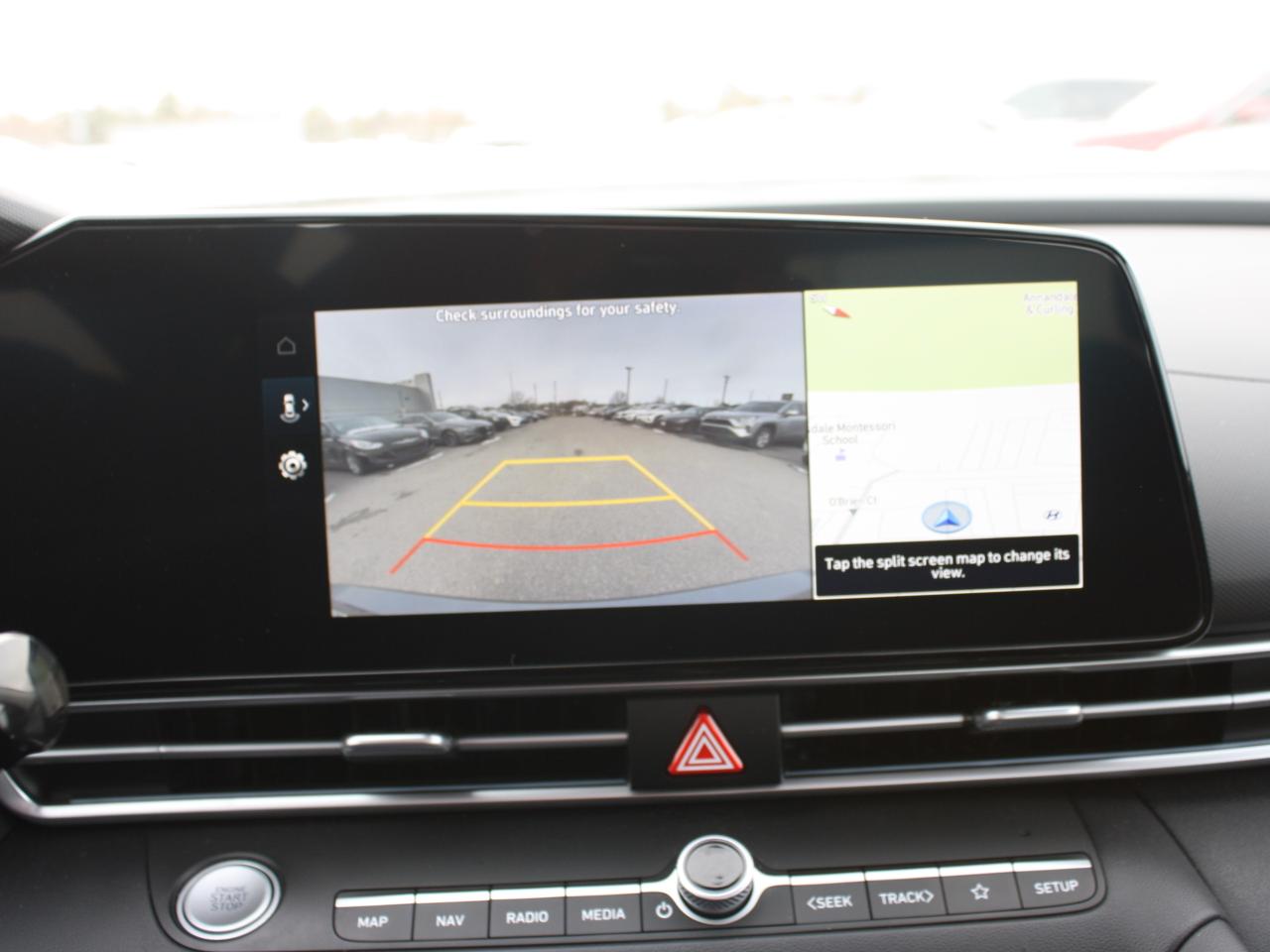 2023 Hyundai Elantra Luxury / Leather / Bose Audio / Navigation Photo