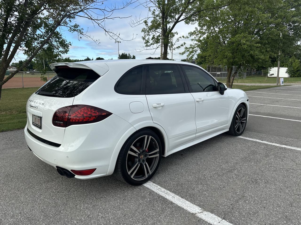2013 Porsche Cayenne GTS NAVI  NO ACCIDENTS WARRANTY FINANCING Photo4