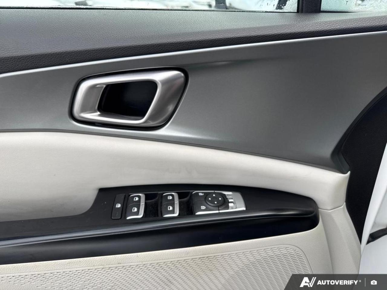 2022 Kia Carnival LX BACKUP CAM   BLUETOOTH   KEYLESS ENTRY   LANE A Photo