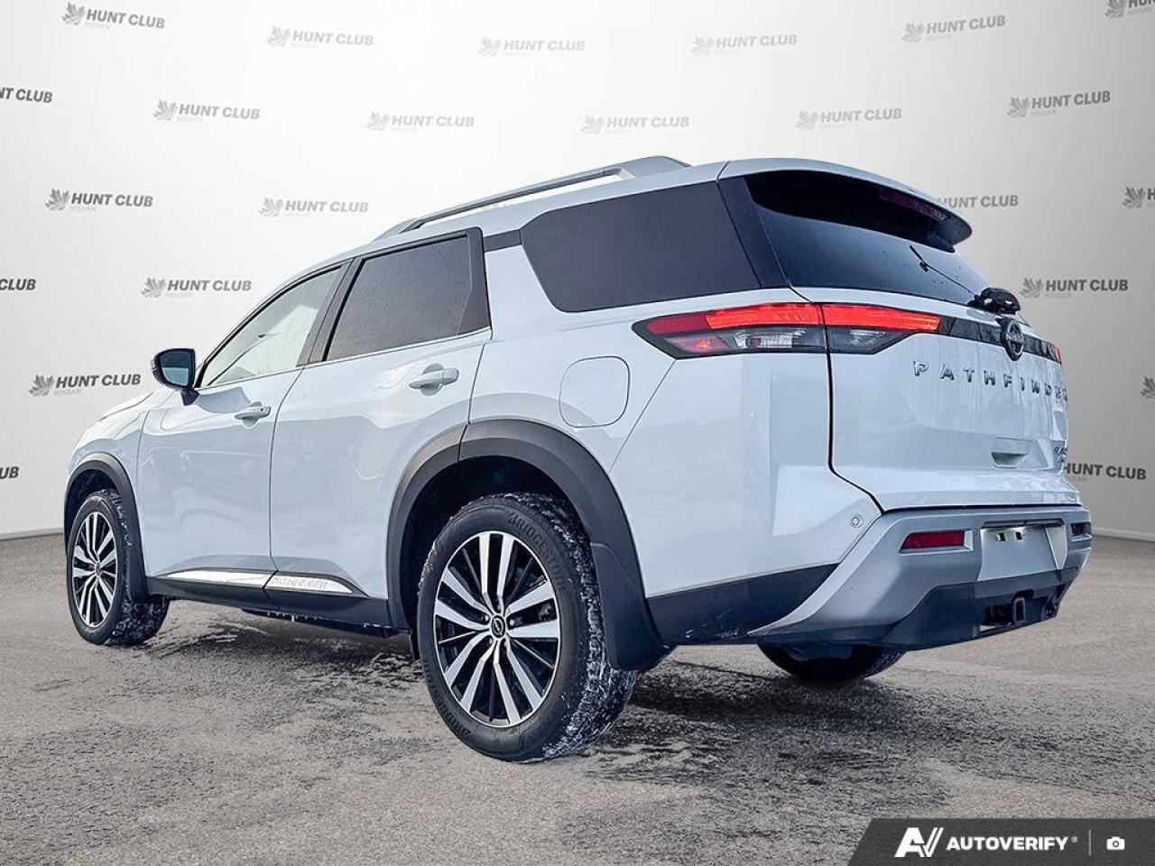2024 Nissan Pathfinder Platinum Photo