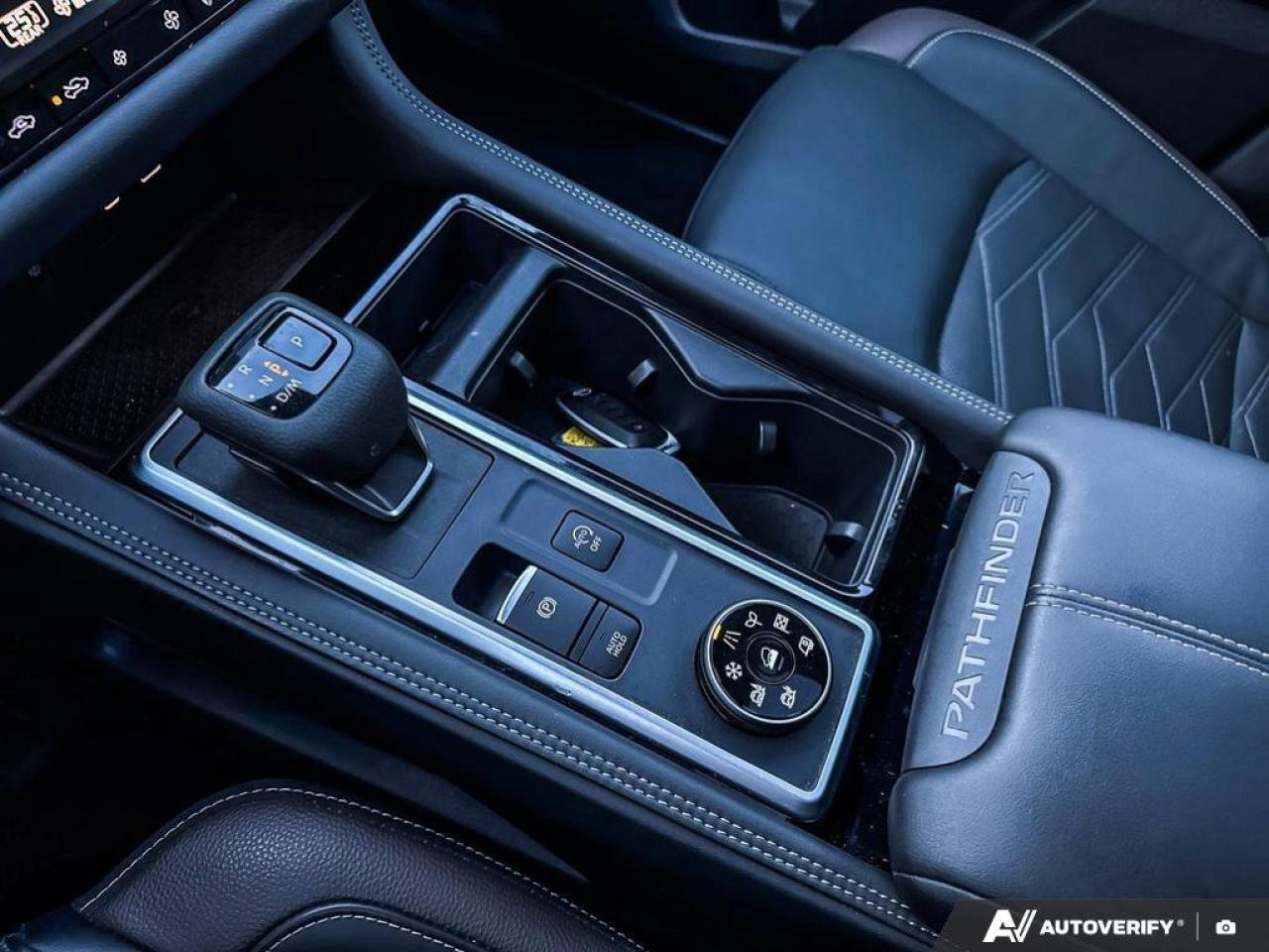 2024 Nissan Pathfinder Platinum Photo