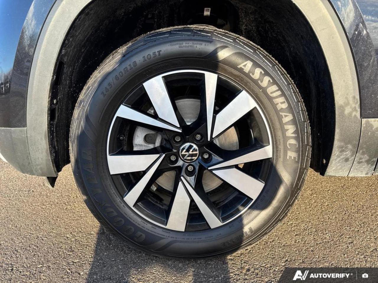 2022 Volkswagen Atlas Cross Sport 3.6 FSI Comfortline BACKUP CAM   BLUETOOTH   HTD S Photo