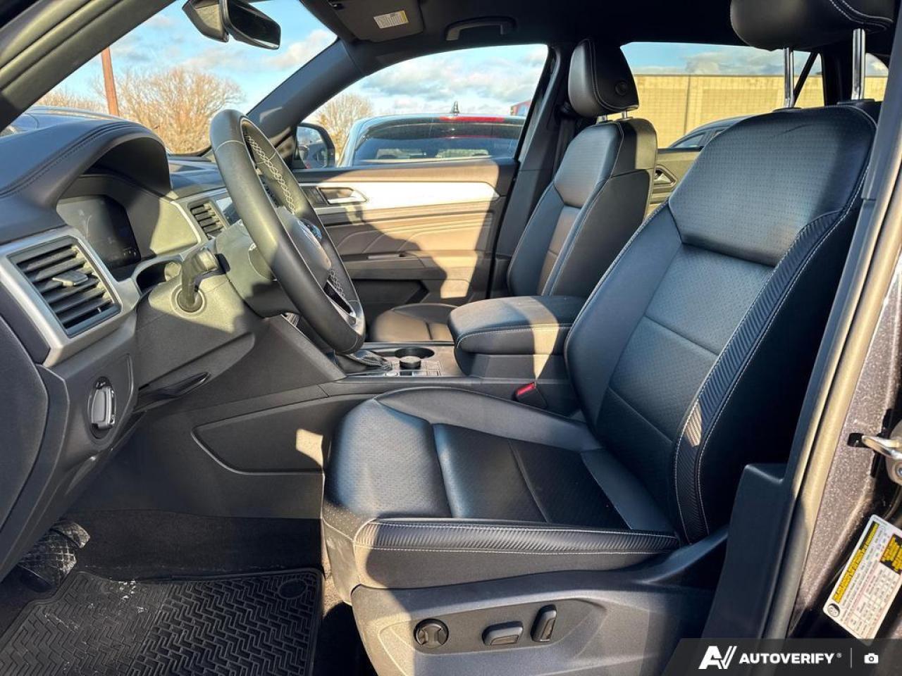 2022 Volkswagen Atlas Cross Sport 3.6 FSI Comfortline BACKUP CAM   BLUETOOTH   HTD S Photo