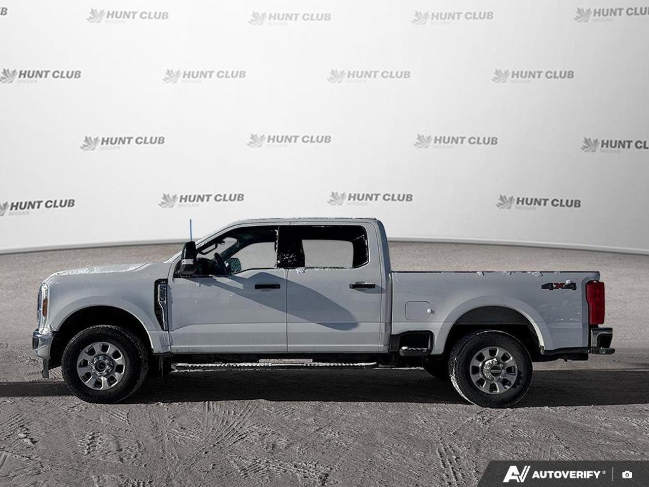 2024 Ford F-250 XLT   KEYLESS ENTRY   REAR CAMERA Photo3