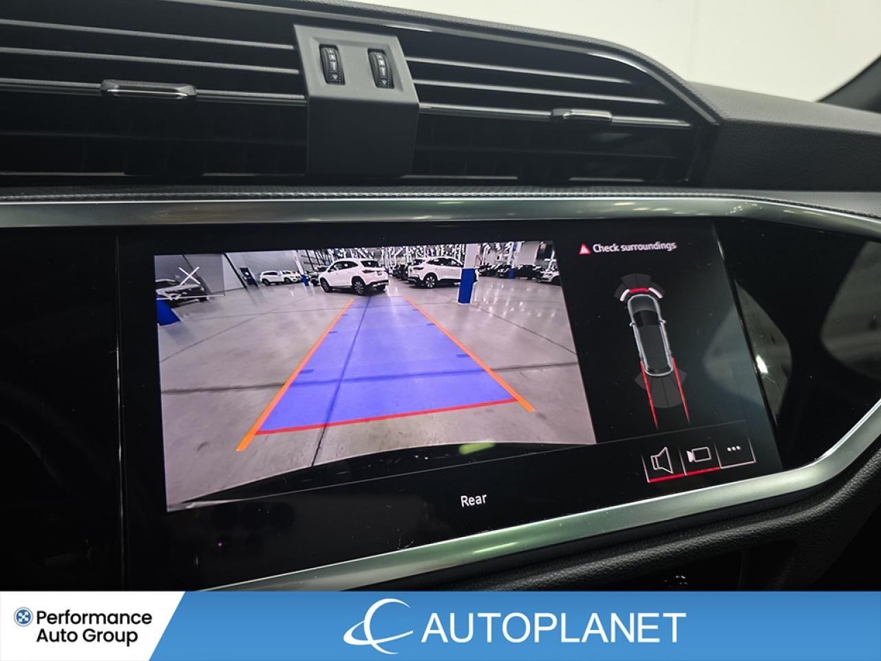 2024 Audi Q3 45 Progressiv Quattro, S-Line, Heated Seats! Photo