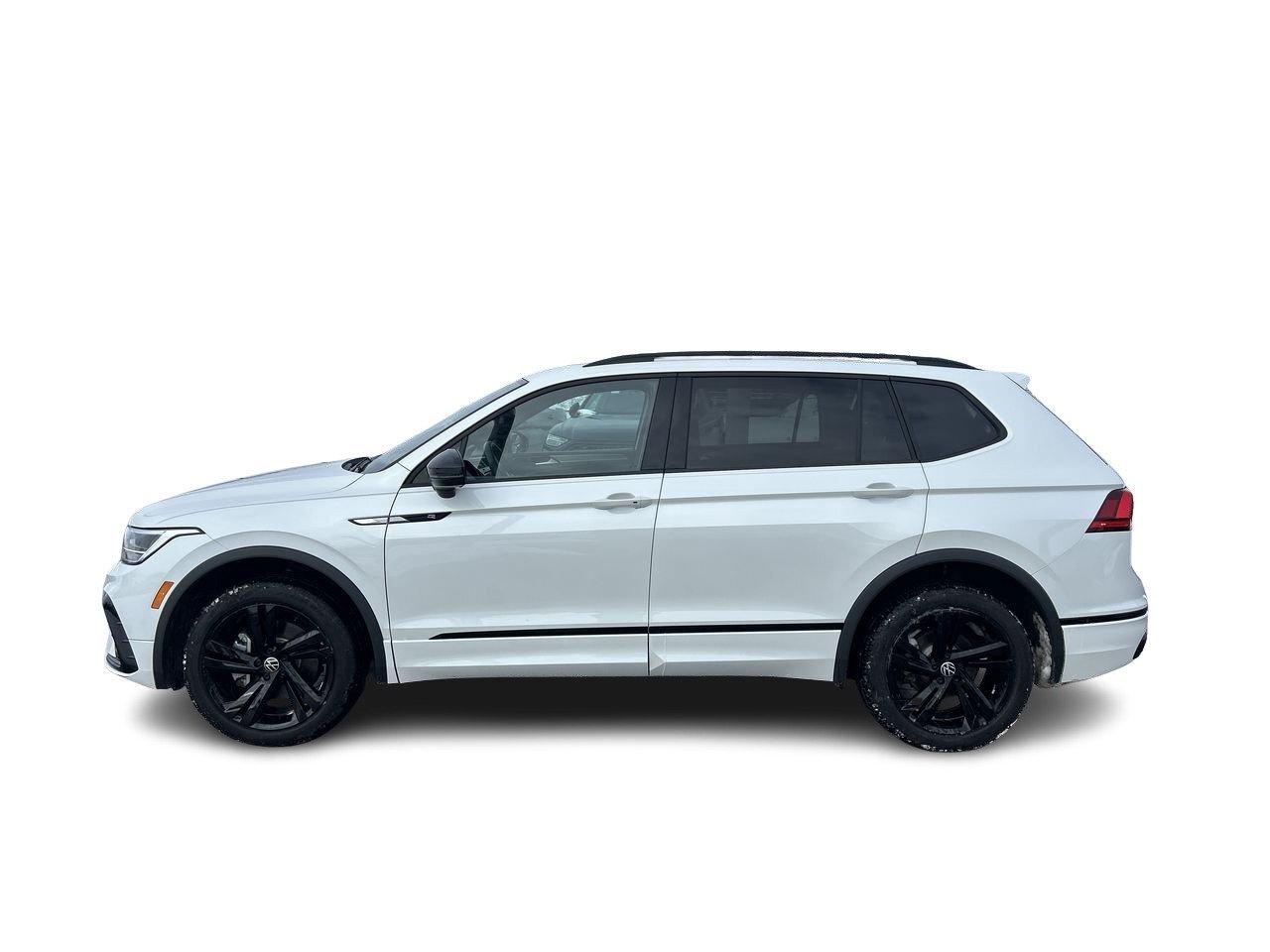 2024 Volkswagen Tiguan Comfortline R-Line Black   One Owner Accident-Free Photo