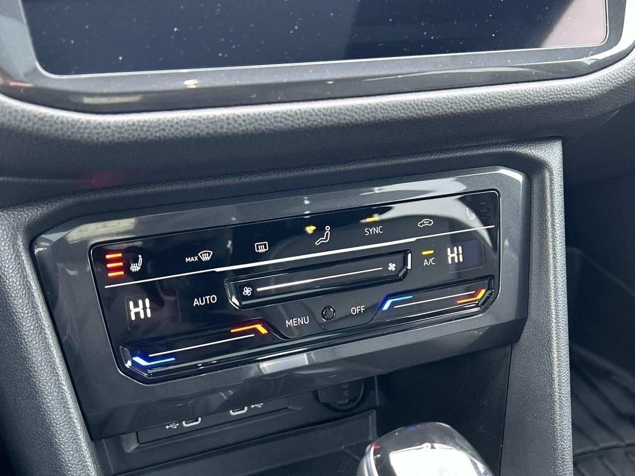 2024 Volkswagen Tiguan Comfortline R-Line Black   One Owner Accident-Free Photo