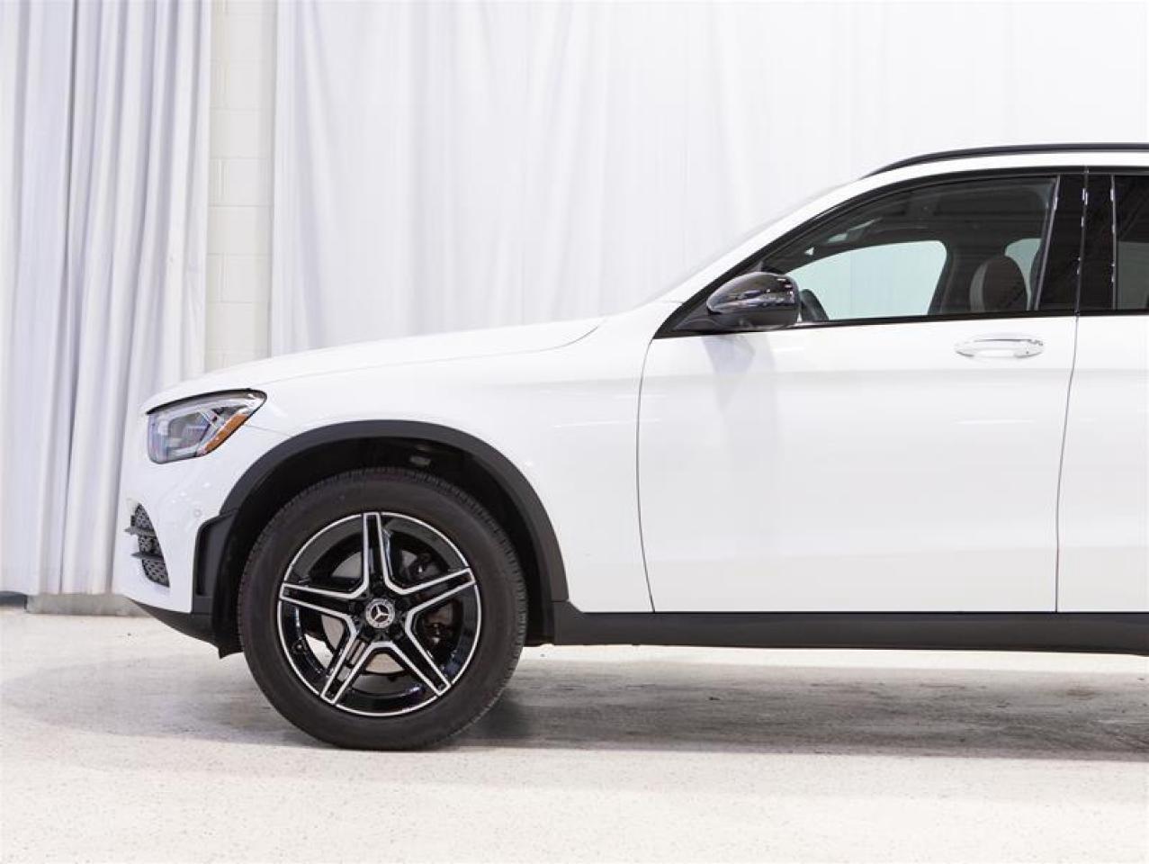 2022 Mercedes-Benz GLC300 4MATIC SUV Photo