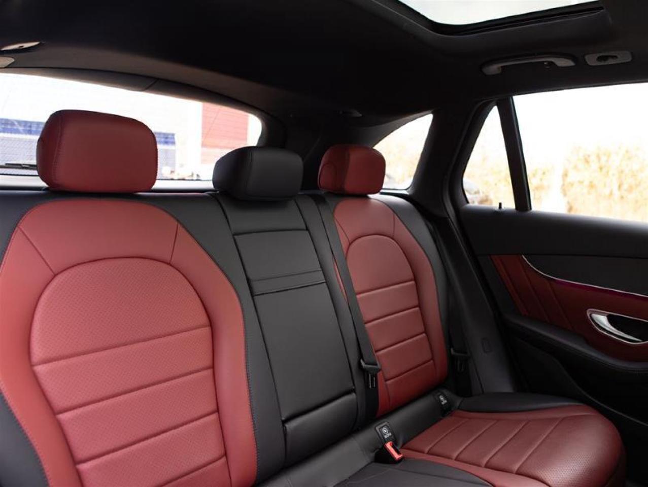 2022 Mercedes-Benz GLC300 4MATIC SUV Photo