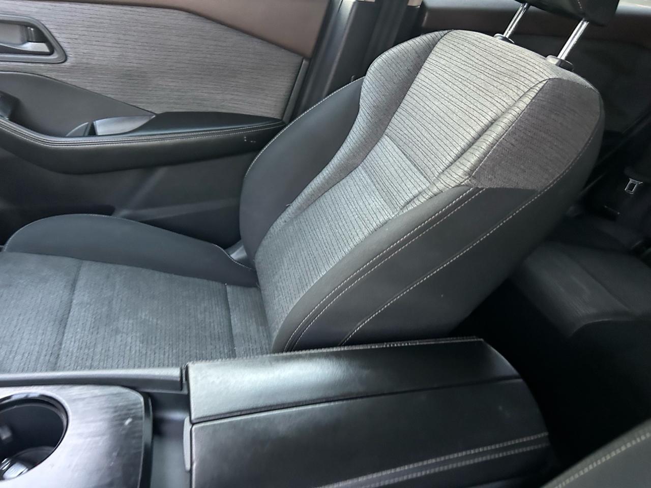 2021 Nissan Rogue FWD S Photo