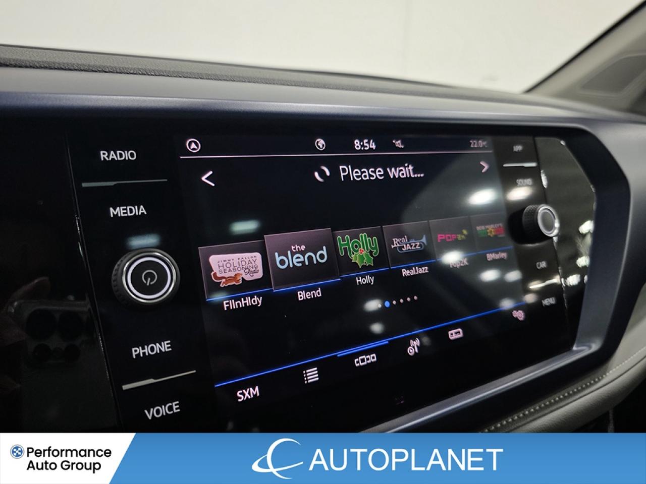 2024 Volkswagen Taos Comfortline - FINANCE @$79/WK OR LEASE @$94/WK Photo