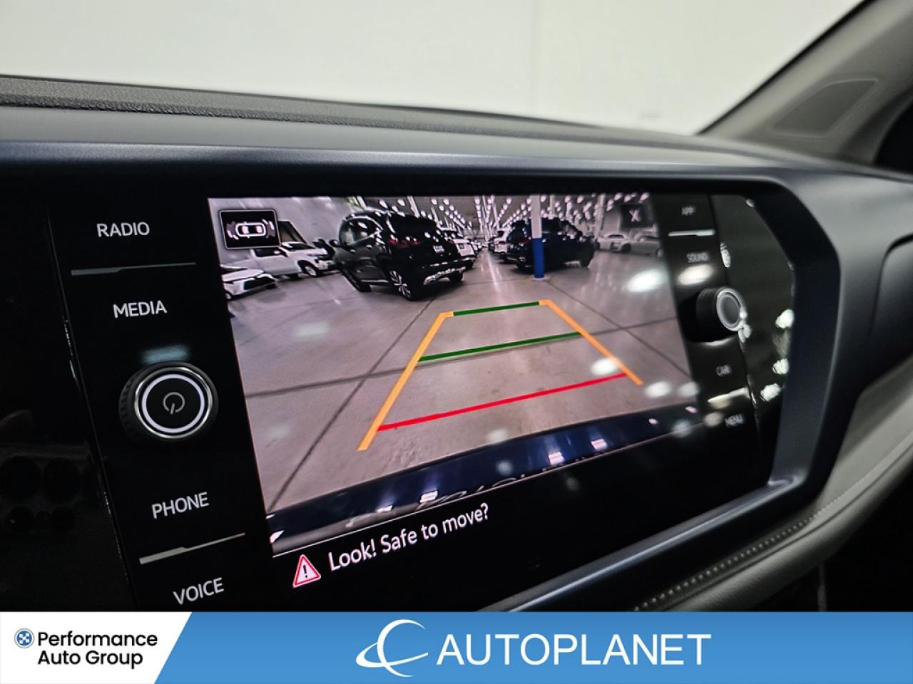 2024 Volkswagen Taos Comfortline - FINANCE @$79/WK OR LEASE @$94/WK Photo