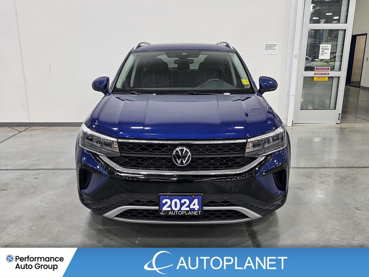 2024 Volkswagen Taos Comfortline, Pano Roof, Back Up Cam, Bluetooth! Photo