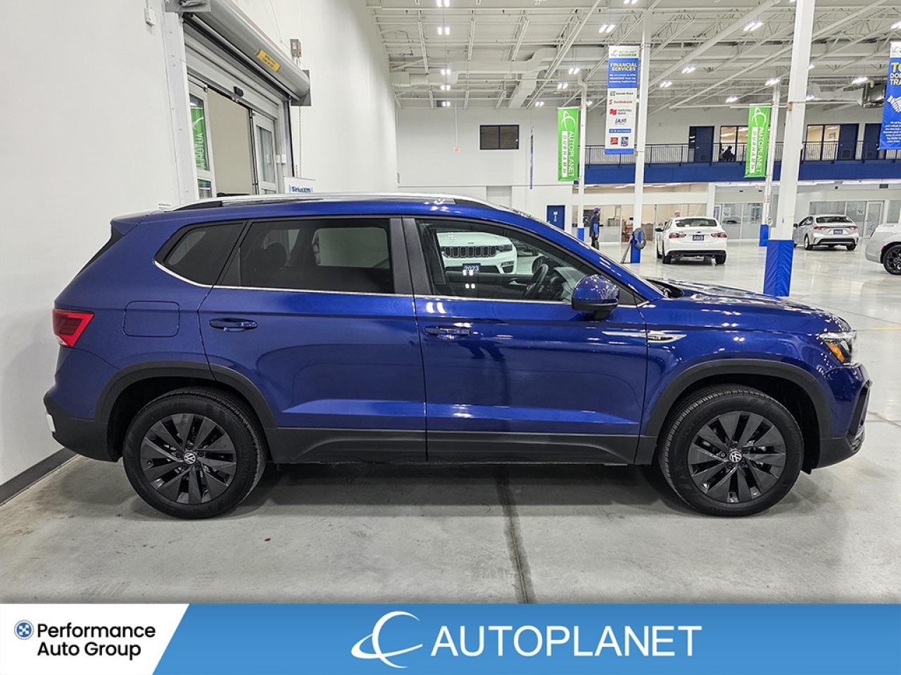 2024 Volkswagen Taos Comfortline, Pano Roof, Back Up Cam, Bluetooth! Photo