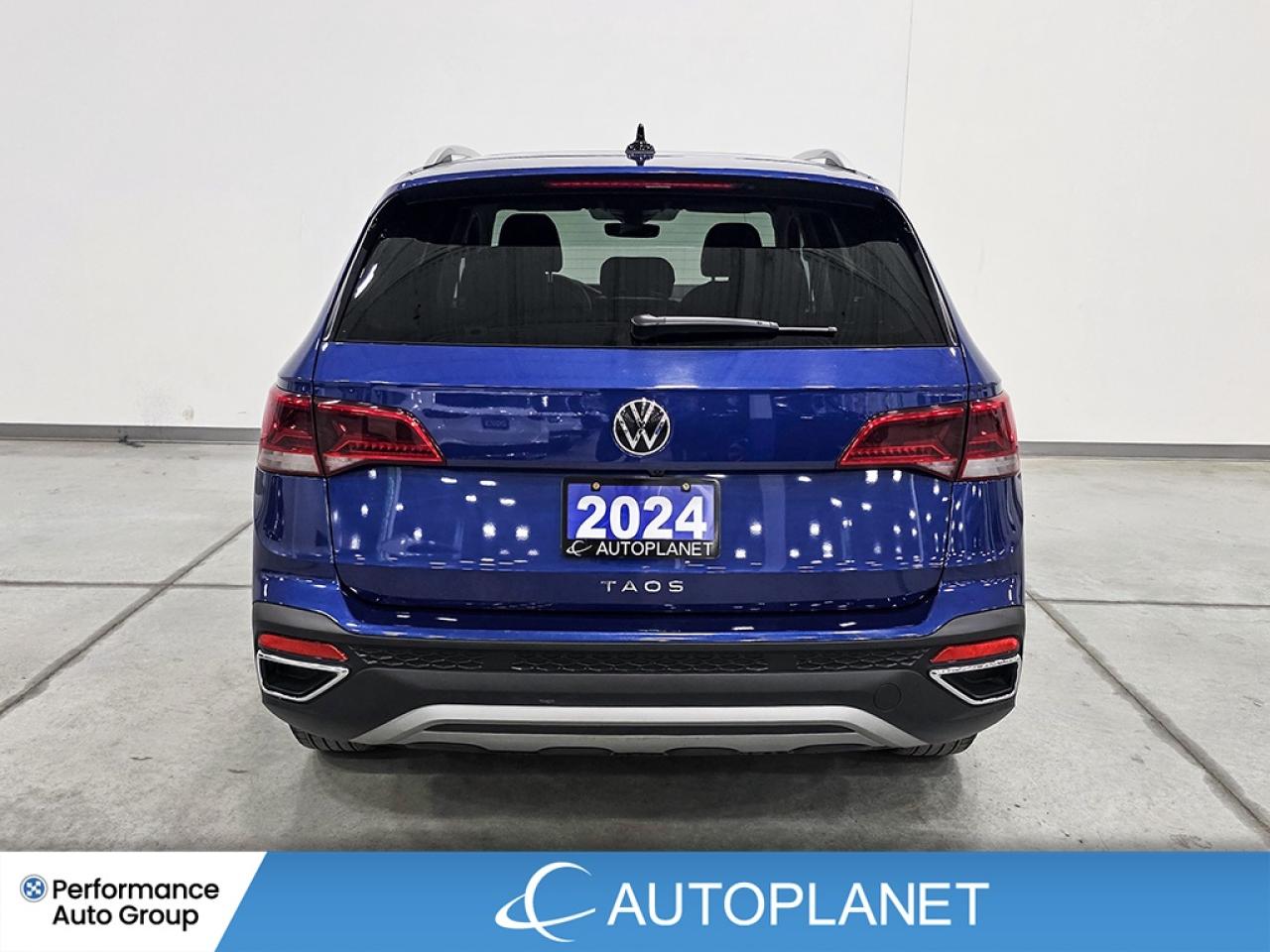 2024 Volkswagen Taos Comfortline, Pano Roof, Back Up Cam, Bluetooth! Photo