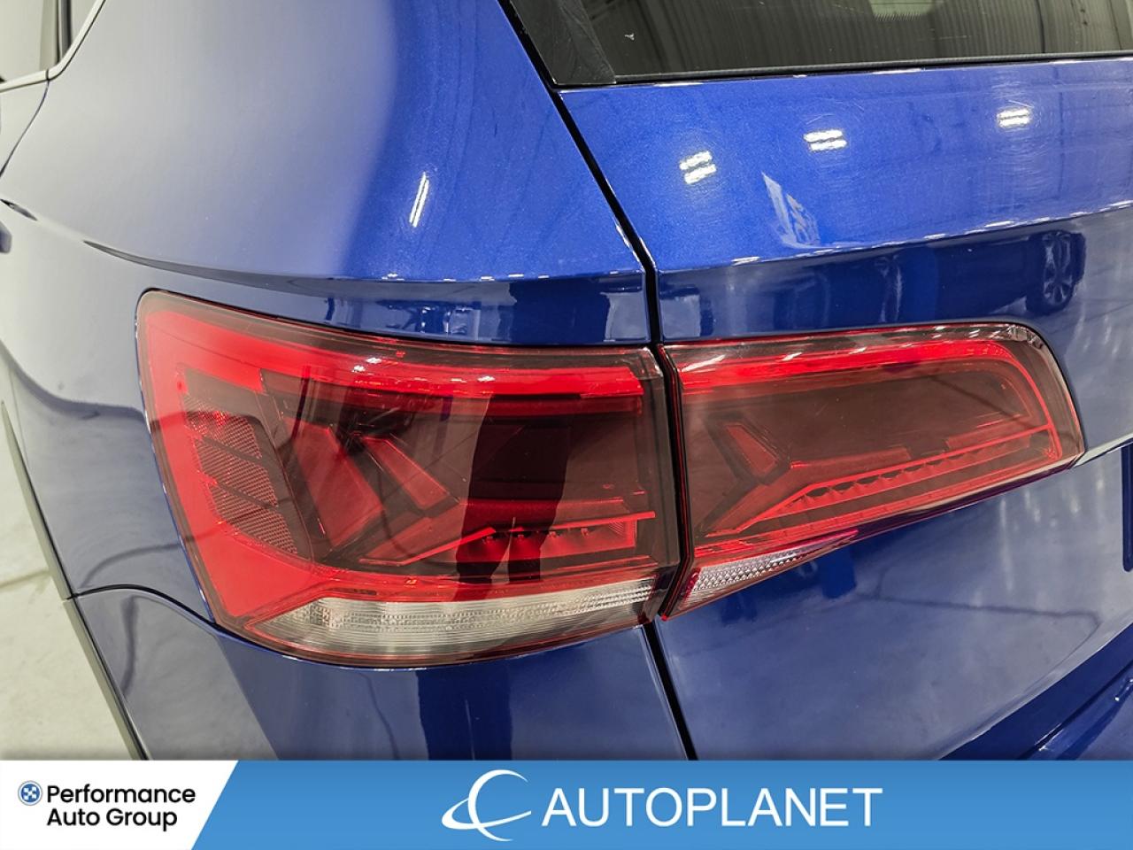 2024 Volkswagen Taos Comfortline, Pano Roof, Back Up Cam, Bluetooth! Photo