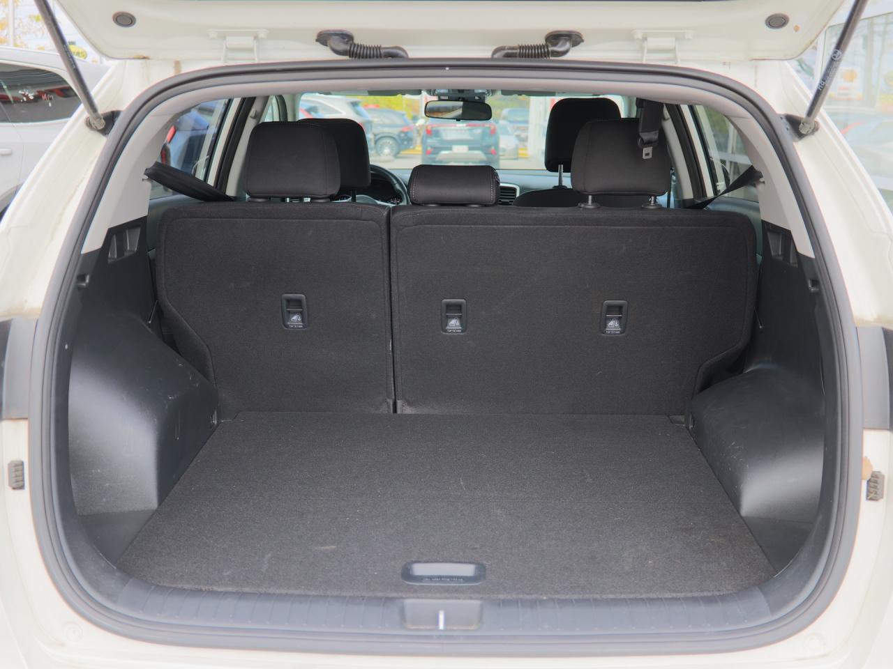 2022 Kia Sportage EX S AWD   Pano Roof   Push Start   Htd Steering Photo