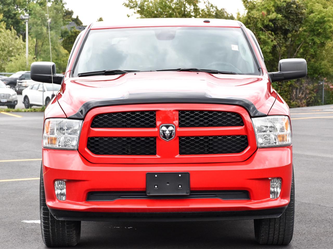 2022 RAM 1500 Classic EXPRESS Photo
