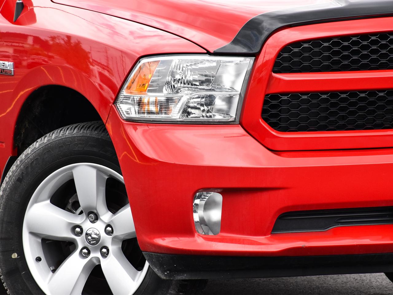 2022 RAM 1500 Classic EXPRESS Photo