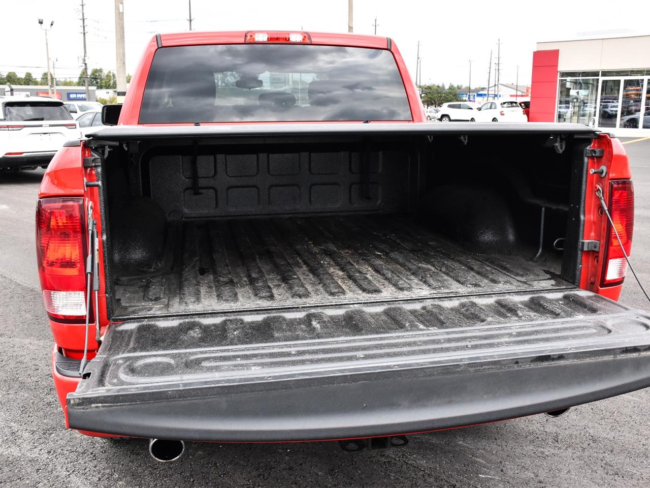 2022 RAM 1500 Classic EXPRESS Photo