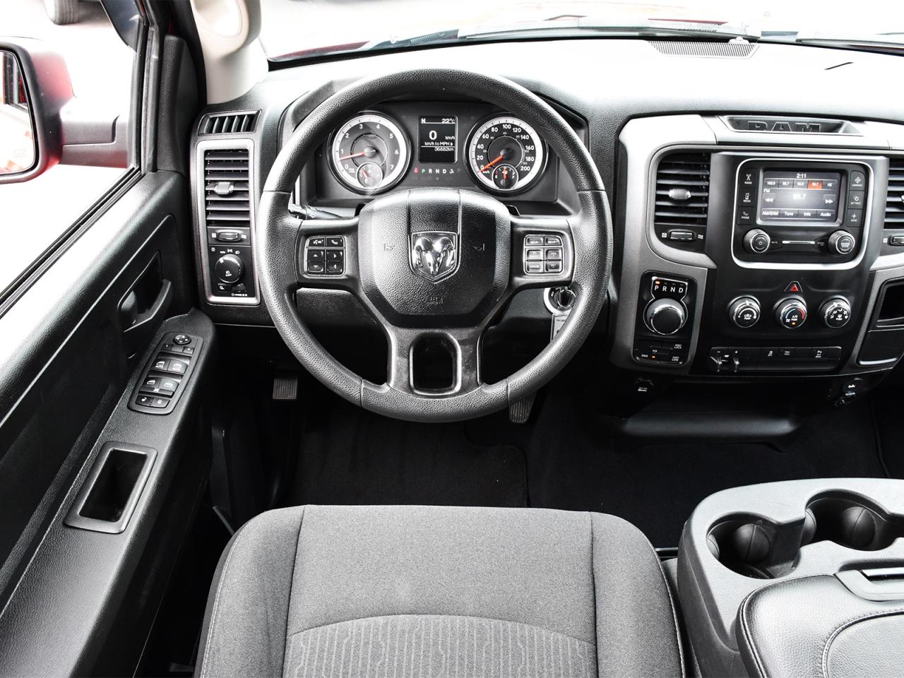 2022 RAM 1500 Classic EXPRESS Photo