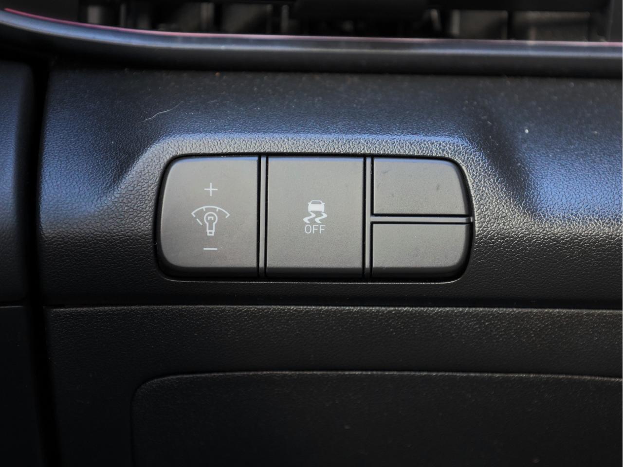 2025 Hyundai Elantra N Line Ultimate   Turbo   Bose Audio   Sunroof Photo