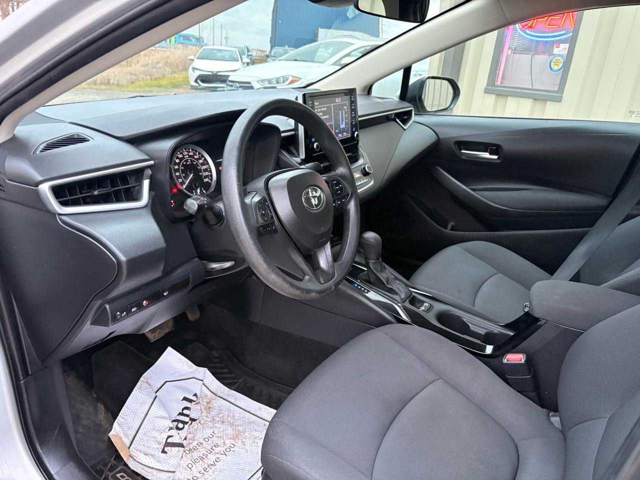 2020 Toyota Corolla CVT Photo