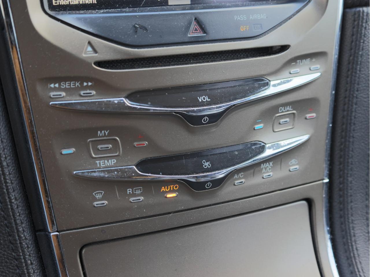 2011 Lincoln MKX AWD AS TRADED Photo