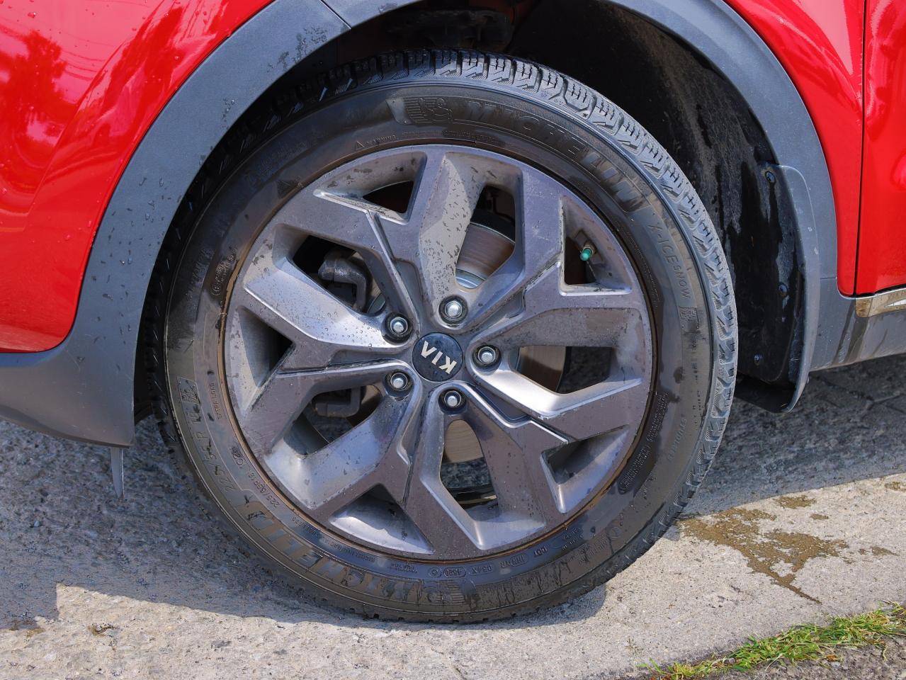 2022 Kia Sportage EX S AWD   Pano Roof   Push Start   Htd Steering Photo