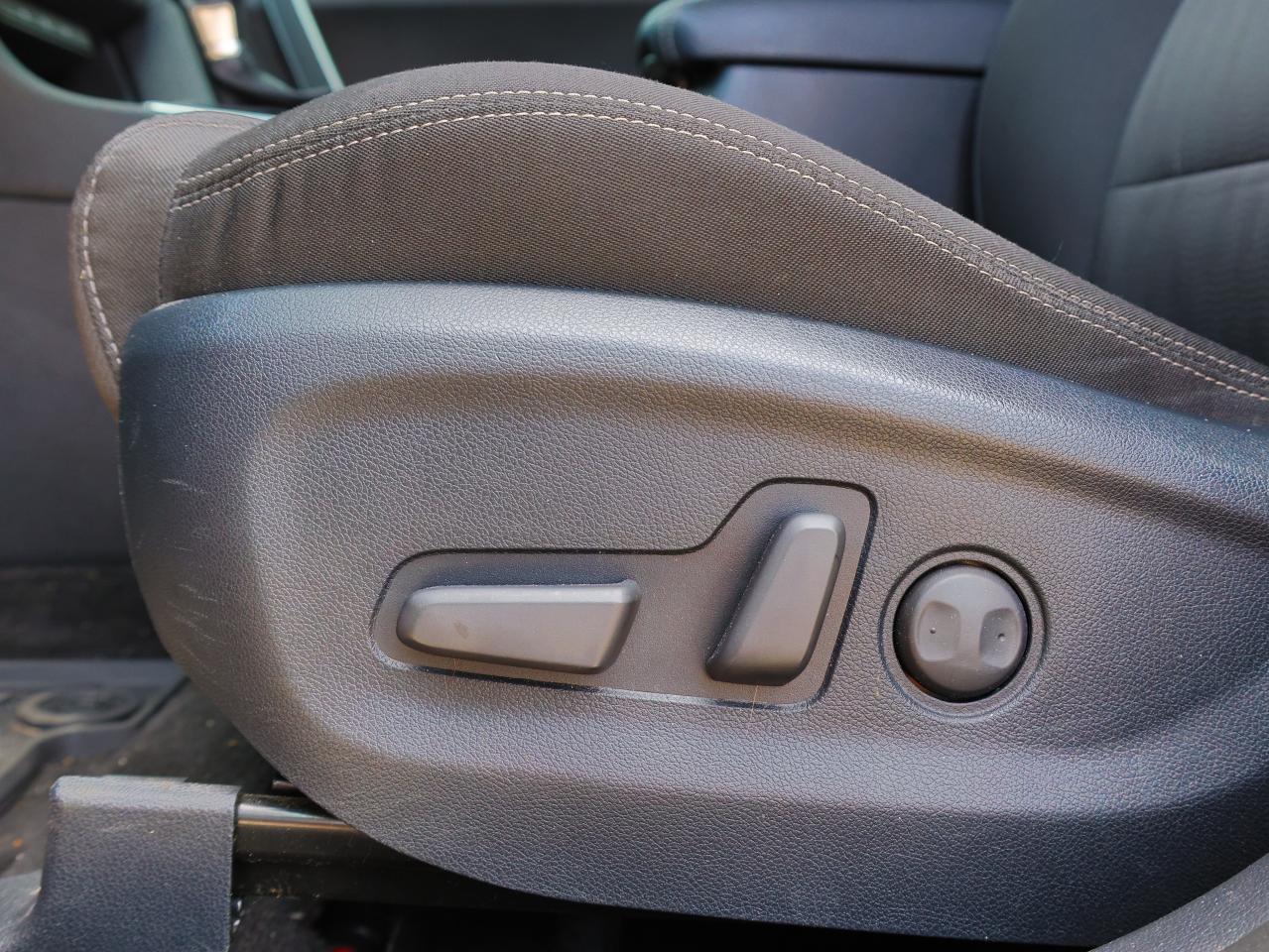 2022 Kia Sportage EX S AWD   Pano Roof   Push Start   Htd Steering Photo