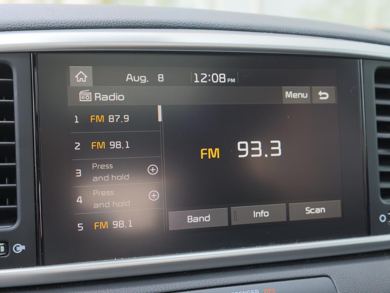 2022 Kia Sportage EX S AWD   Pano Roof   Push Start   Htd Steering Photo