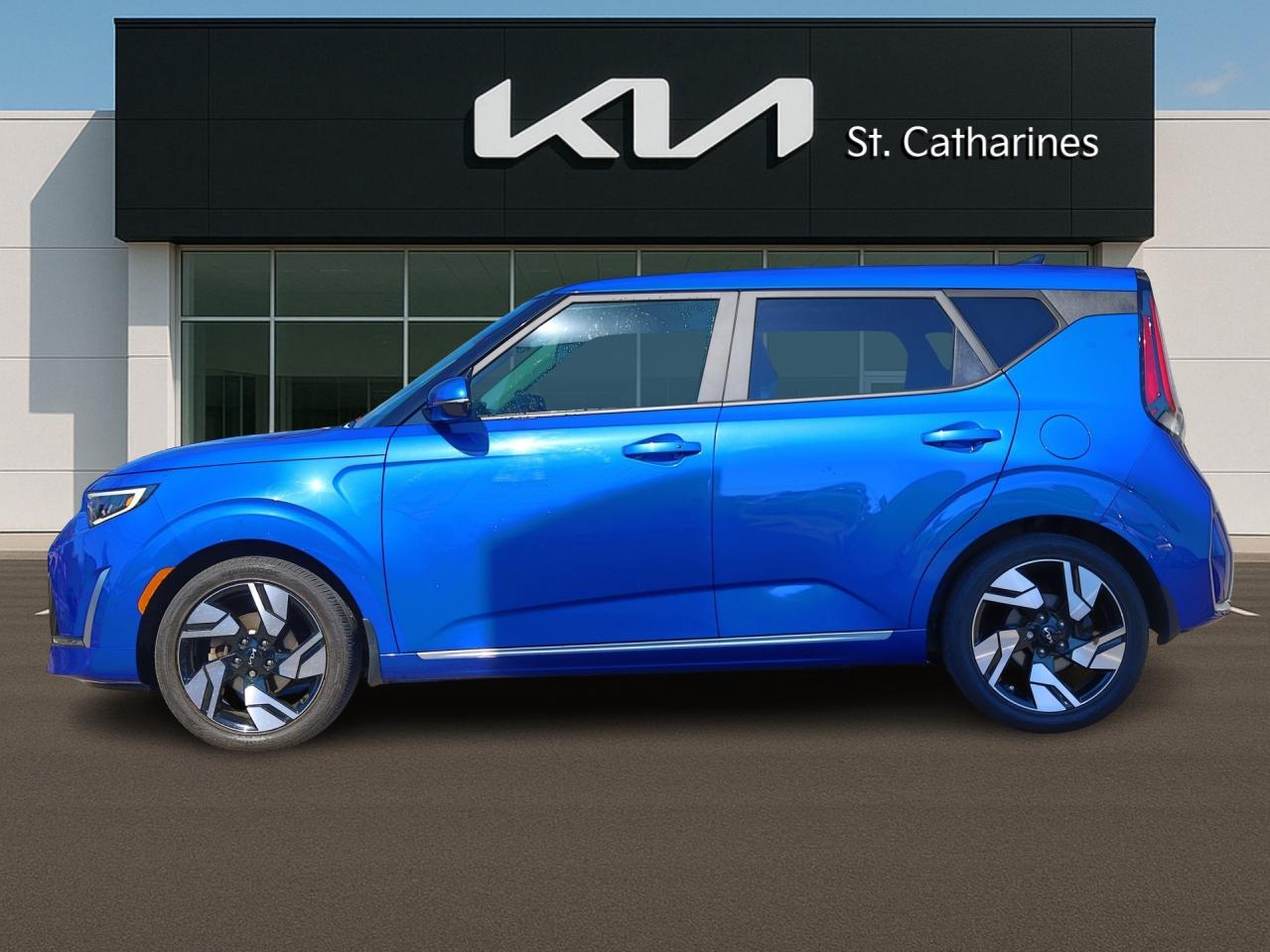 2023 Kia Soul GT-Line Limited   Leather   Cooled Seat   Sunroof Photo