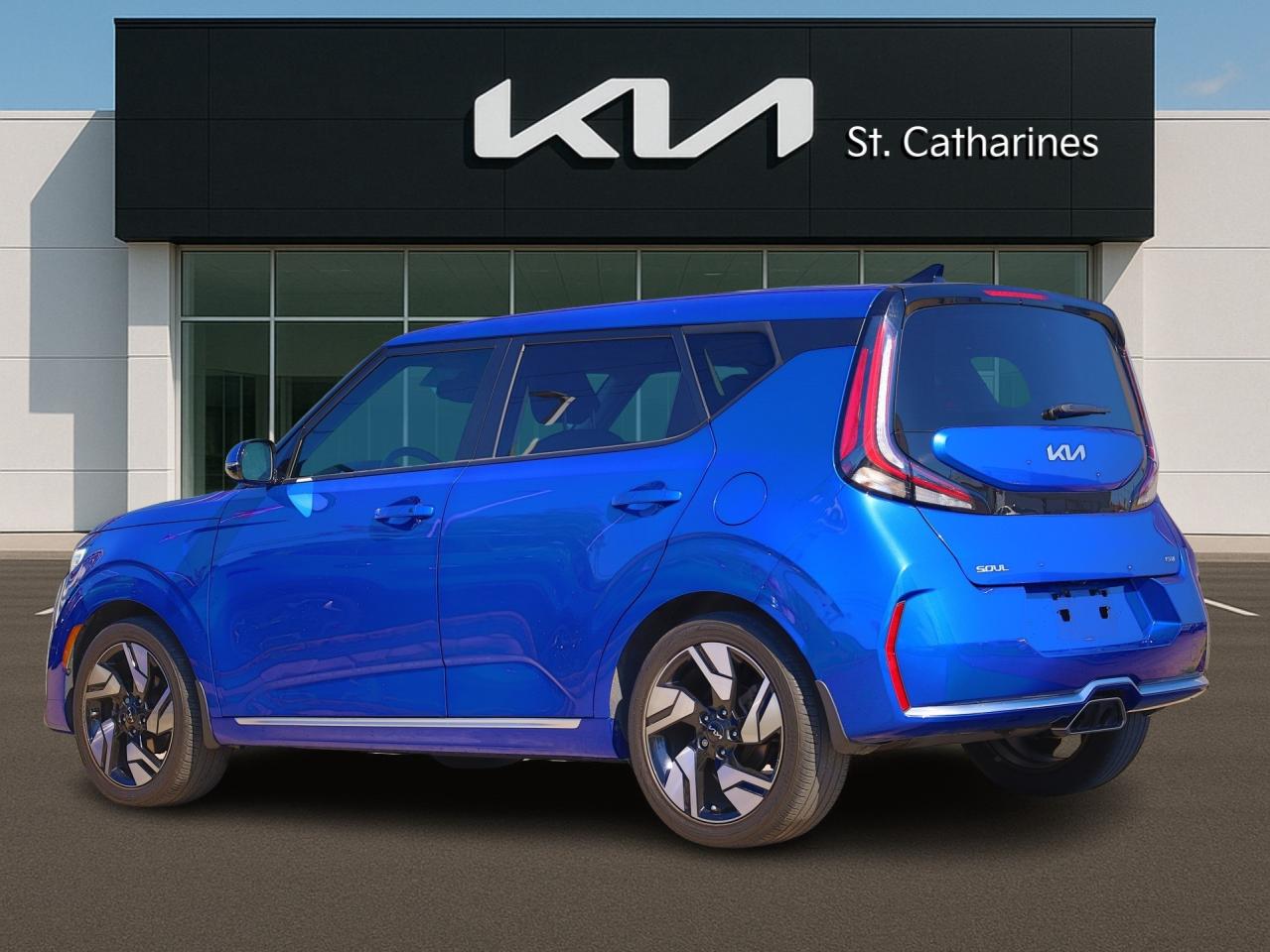 2023 Kia Soul GT-Line Limited   Leather   Cooled Seat   Sunroof Photo