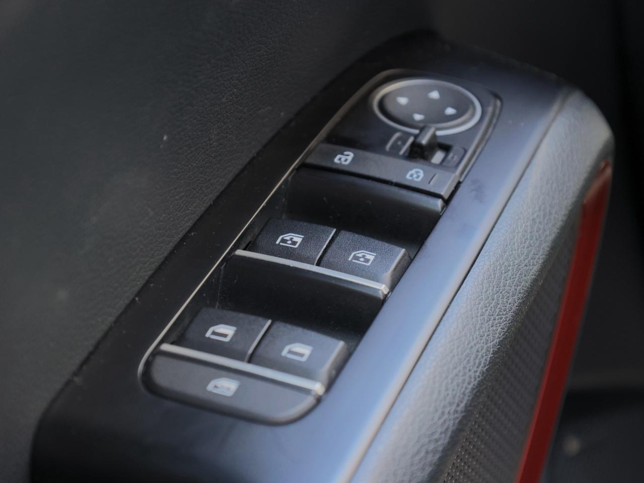 2023 Kia Soul GT-Line Limited   Leather   Cooled Seat   Sunroof Photo