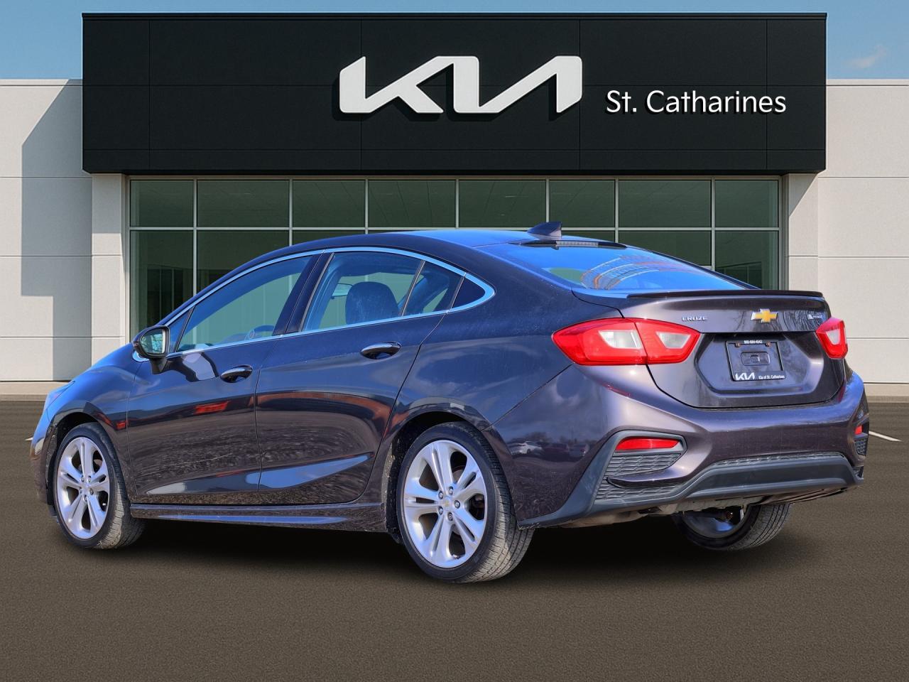 2017 Chevrolet Cruze Premier   Htd Seats   Turbocharged   Wi-Fi Hotspot Photo