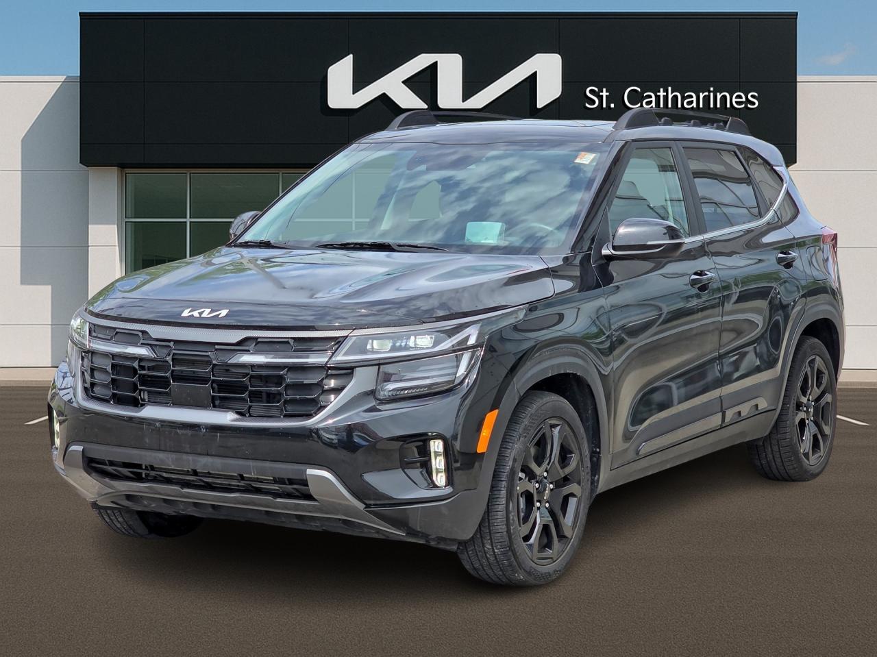 2024 Kia Seltos X-Line AWD   HUD   Bose   Cooled Seat Photo