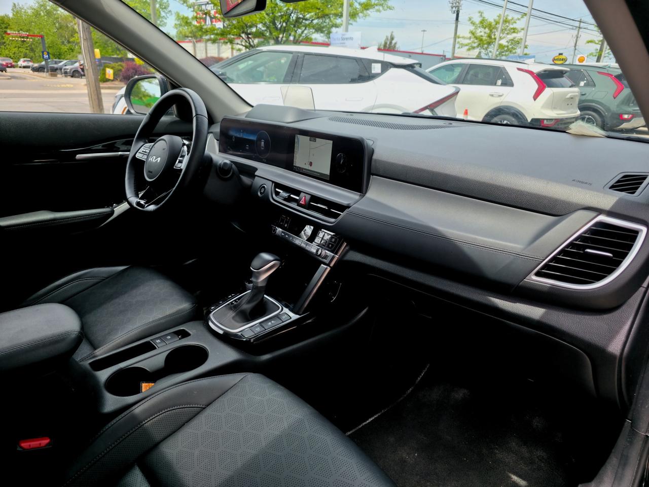 2024 Kia Seltos X-Line AWD   HUD   Bose   Cooled Seat Photo