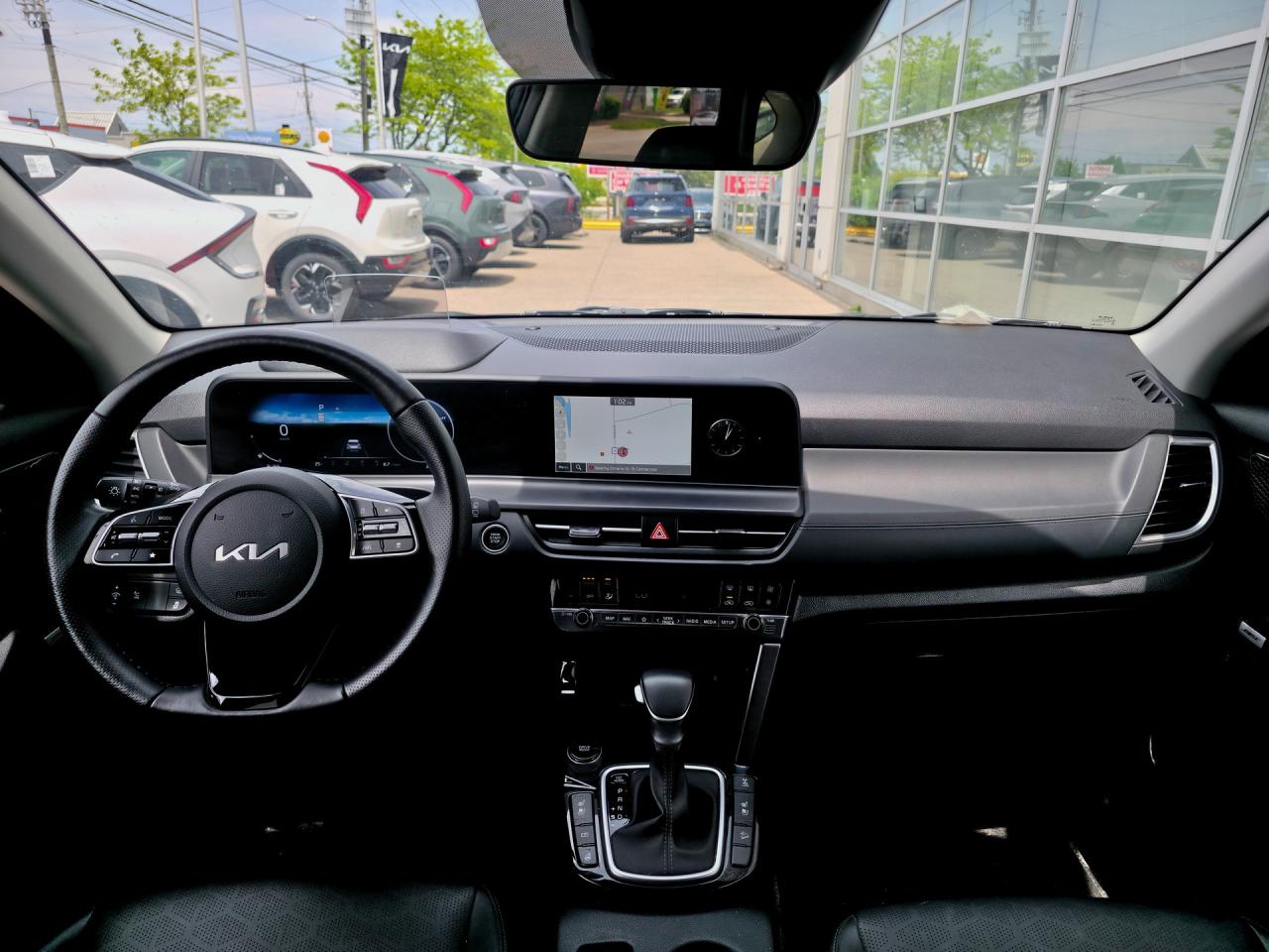 2024 Kia Seltos X-Line AWD   HUD   Bose   Cooled Seat Photo