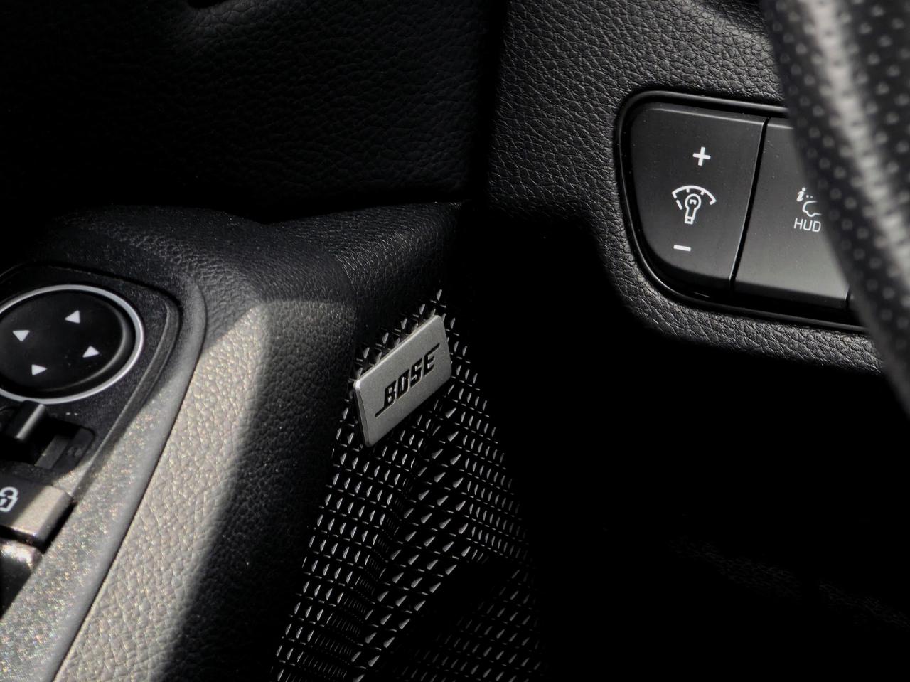 2024 Kia Seltos X-Line AWD   HUD   Bose   Cooled Seat Photo