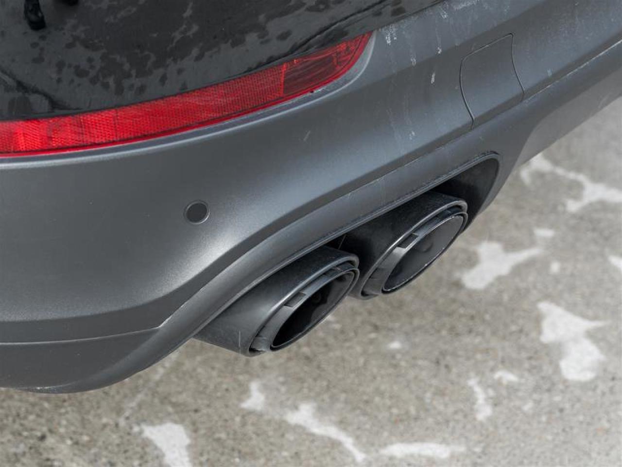 2023 Porsche Cayenne Platinum Edition AWD Assistance Pkg Premium Pkg Pl Photo