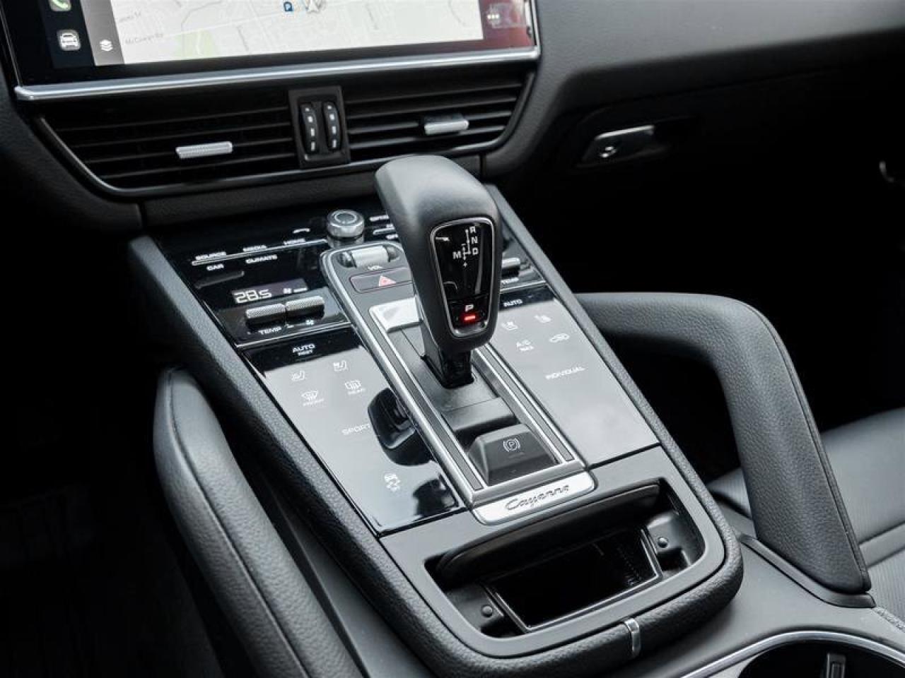 2023 Porsche Cayenne Platinum Edition AWD Assistance Pkg Premium Pkg Pl Photo