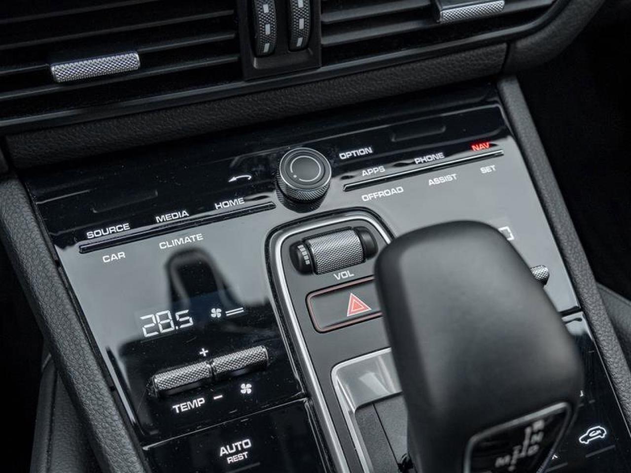 2023 Porsche Cayenne Platinum Edition AWD Assistance Pkg Premium Pkg Pl Photo