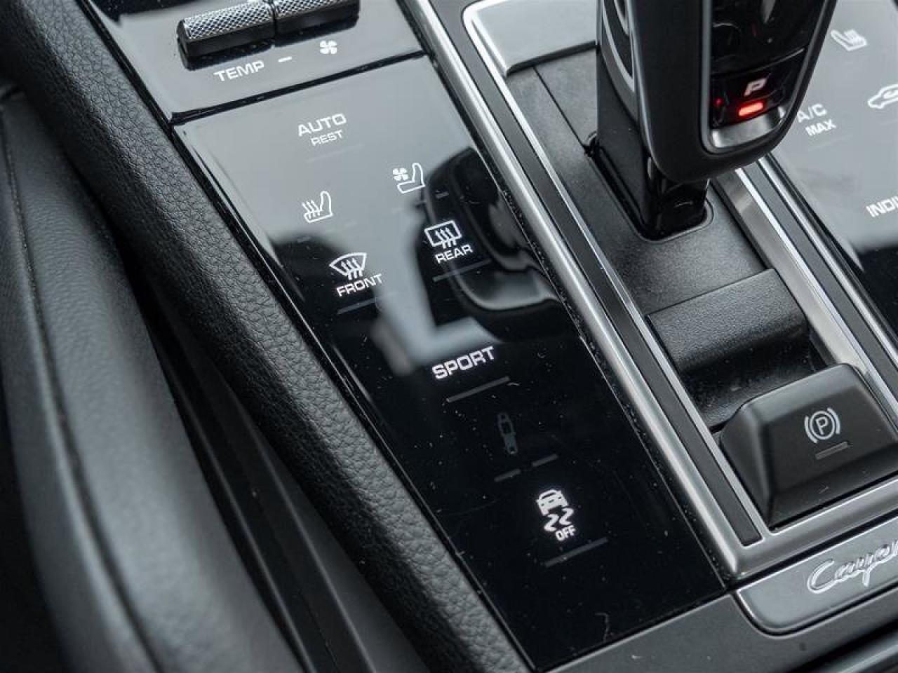 2023 Porsche Cayenne Platinum Edition AWD Assistance Pkg Premium Pkg Pl Photo