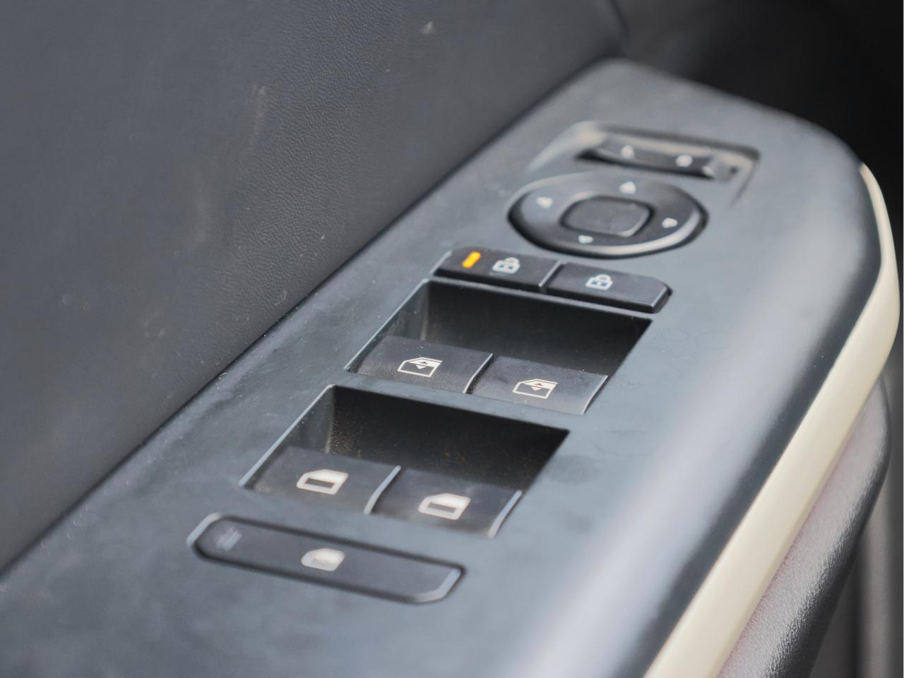 2025 Kia K4 GT-Line Turbo Limited FWD Photo