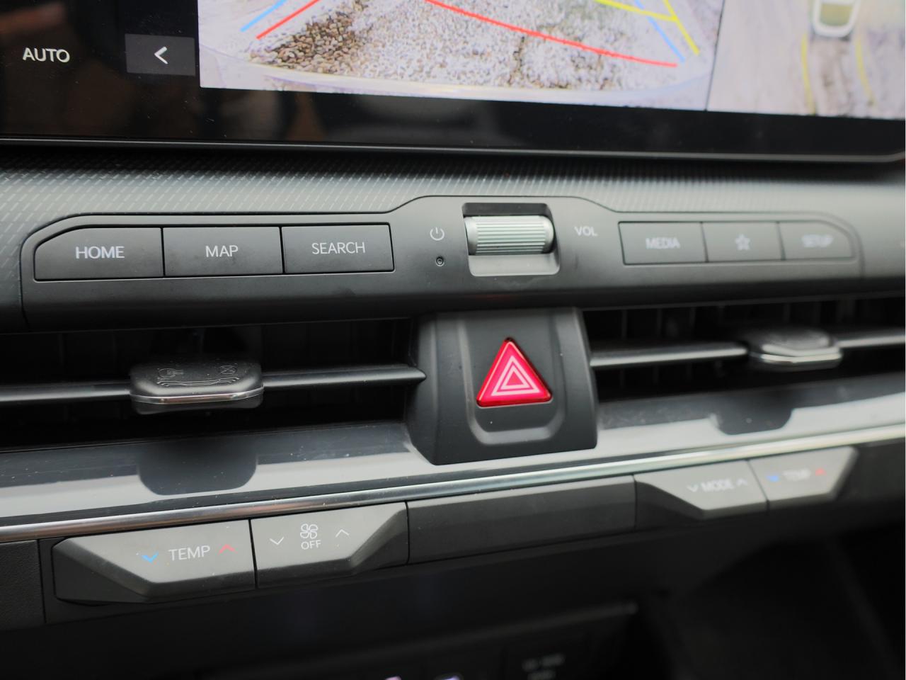 2025 Kia K4 GT-Line Turbo Limited  Premium Audio  SurroundView Photo