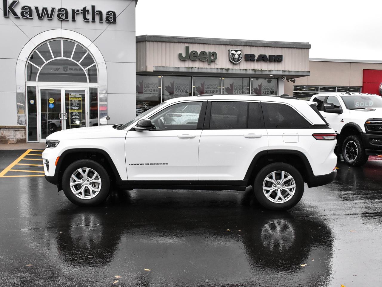 2023 Jeep Grand Cherokee Limited Photo4