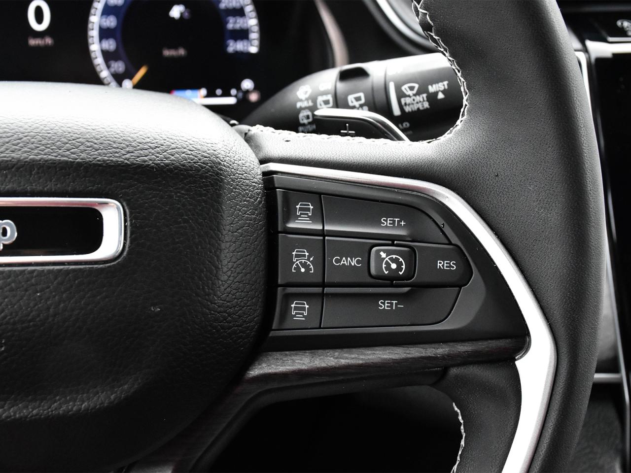 2023 Jeep Grand Cherokee Limited Photo